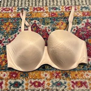 Victoria’s Secret Body by Victoria multi-way bra size 36D, light beige